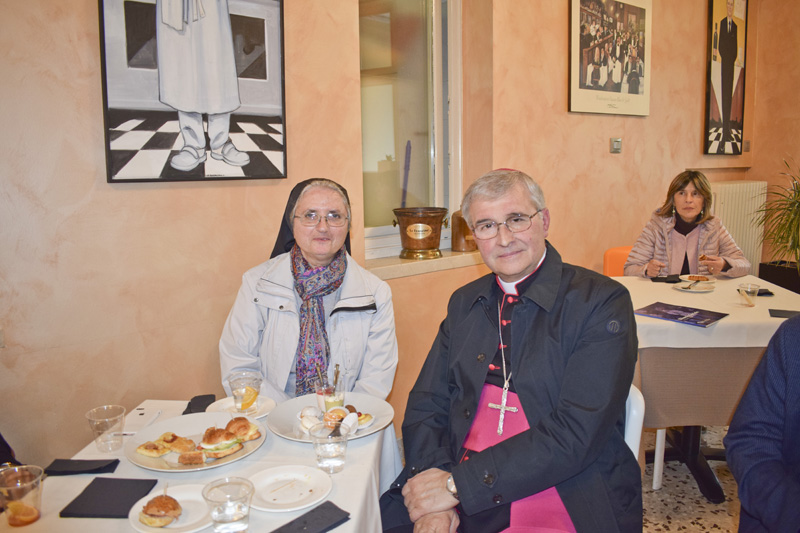 Visita Vescovo Tremolada al CFP Canossa Brescia